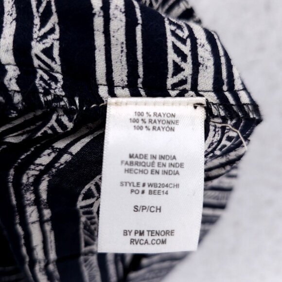 NWT RVCA Women's Chill Session Shorts Lightweight Black White Pattern SMALL - Picture 4 of 5
